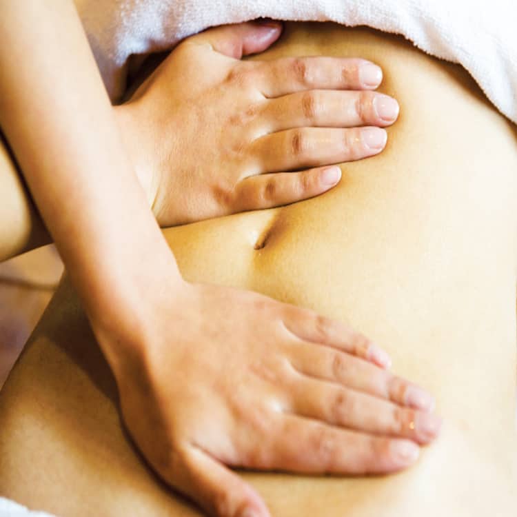 Postanatal Belly Massage